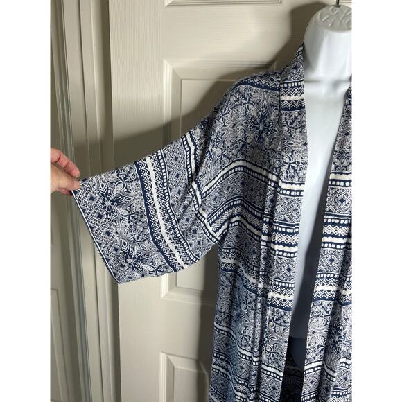 RipCurl Women Short Sleeve Side Slit Duster Cardigan Blue/White Geometric Size M - Picture 2 of 7